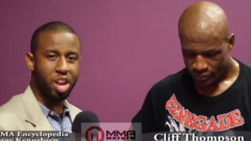 Боец повърна по време на интервю (видео)