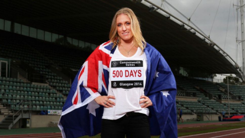 Сали Пиърсън се завръща на пистата