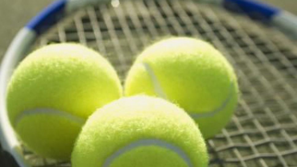 Лазов отпадна в първия кръг на турнир в Белгия