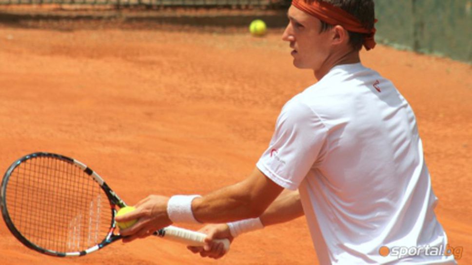 Кузманов и Кутровски се класираха за втория кръг