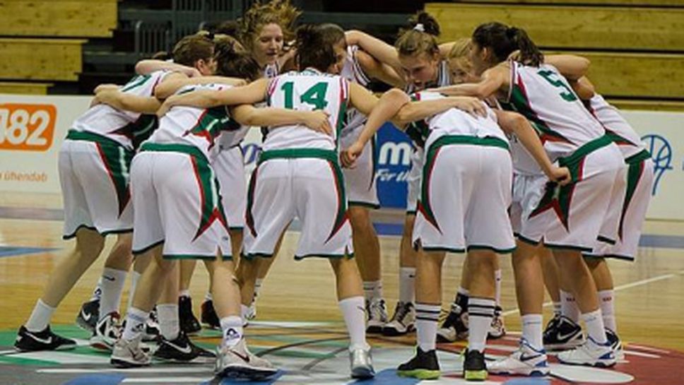 Девойките до 20 години отвяха Румъния в две контроли