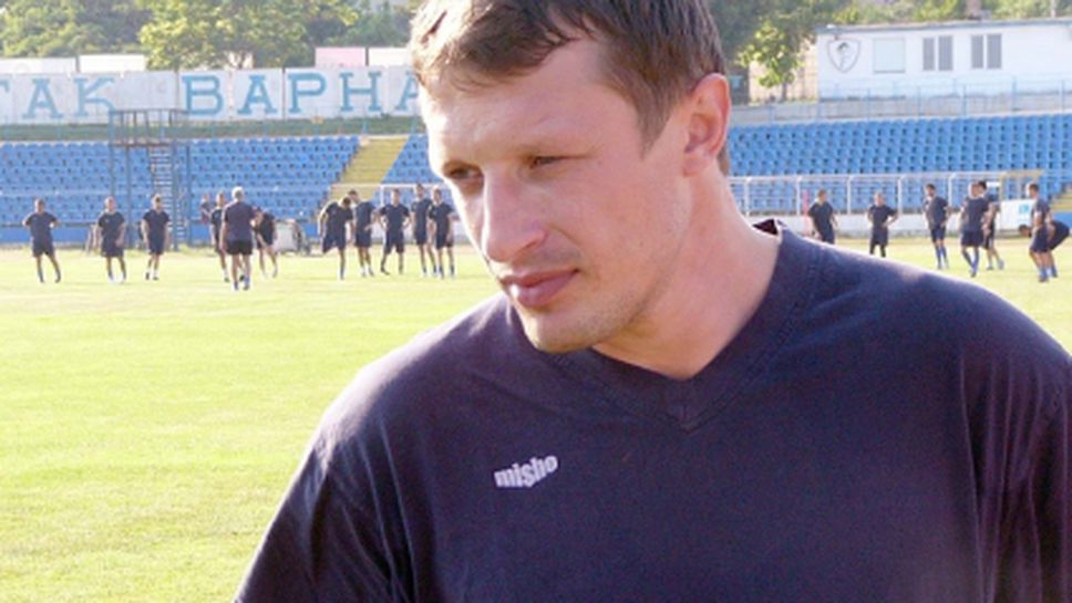 Иван Найденов напусна треньорския пост на Спартак (Варна)