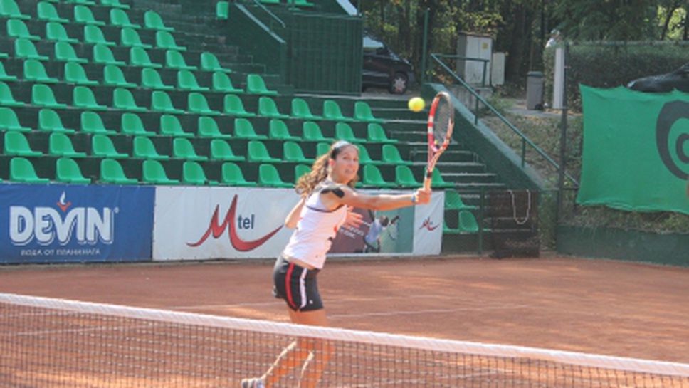 Шиникова достигна 1/2-финалите в Бреда