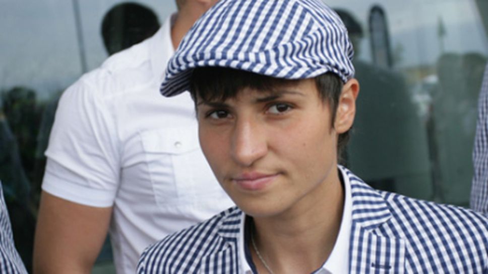 Стойка Петрова с медал от купата на Европейския съюз