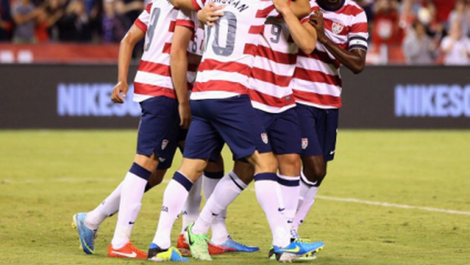 САЩ смазаха Гватемала, Донован вече има над 50 гола