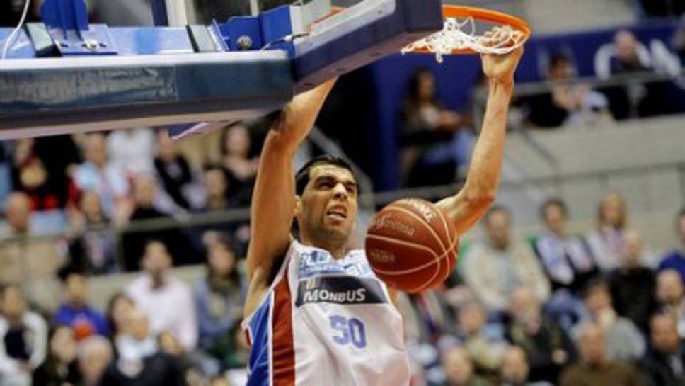 Реал подписа с 217-сантиметров тунизиец