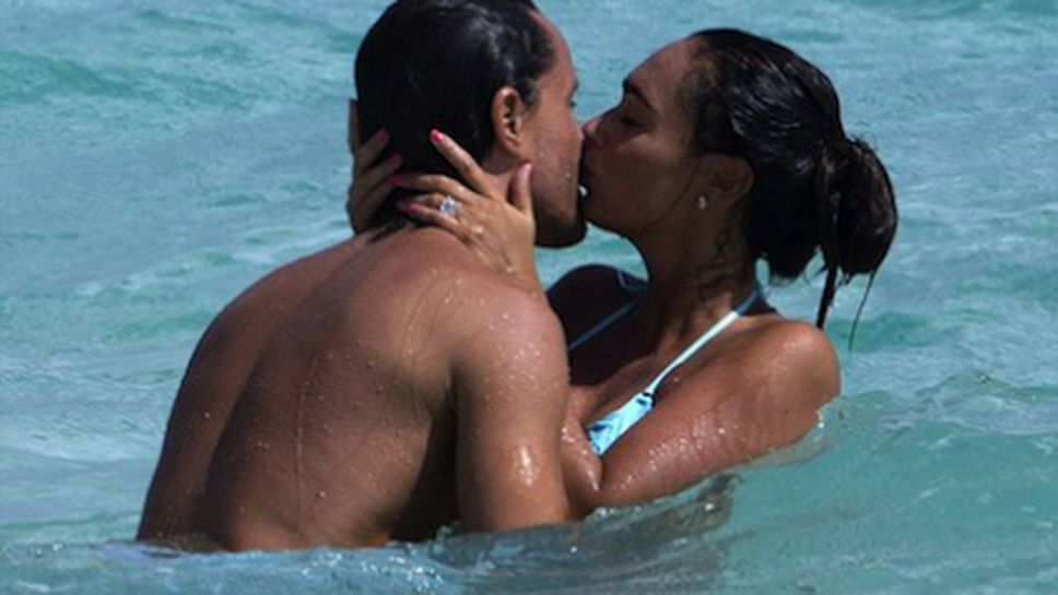 Меденият месец за Тамара продължава на Бахамите (снимки)