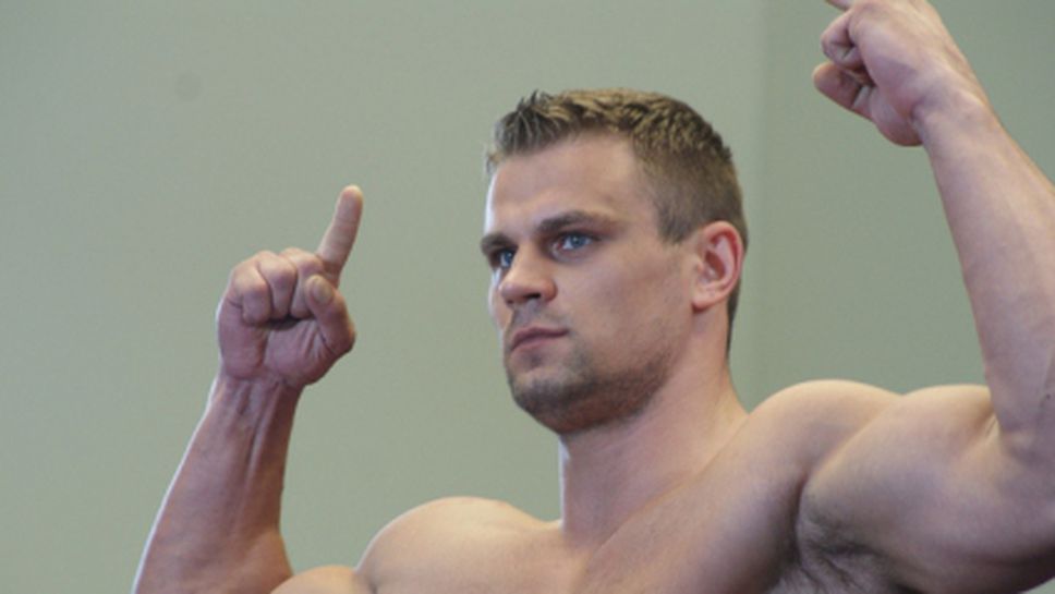 Бойцов става съотборник на Кобрата