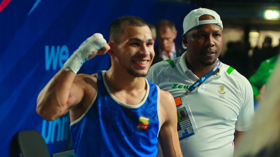 Росенов гарантира втори медал за България от Европейското по бокс