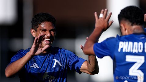  Левски сгъна сърби с ранен гол на Бала 