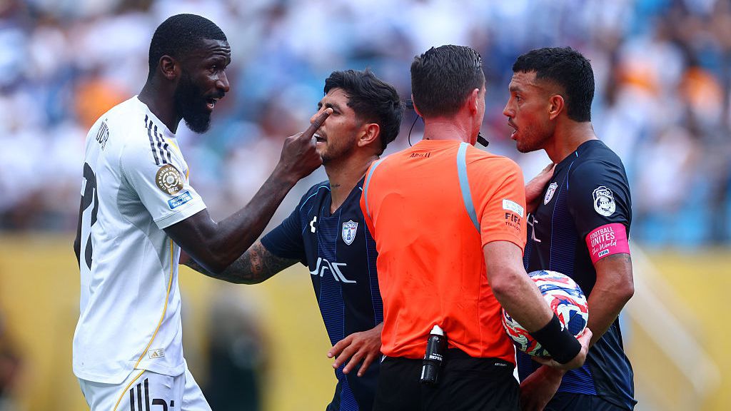 ФИФА започна дисциплинарна процедура срещу Густаво Кабрал заради инцидента с Антонио Рюдигер