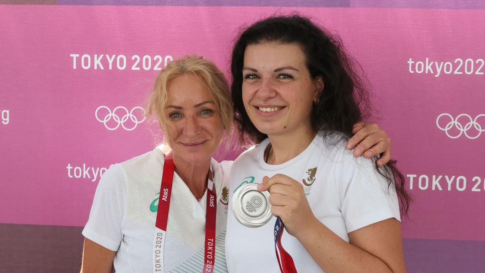 Мария Гроздева: Огромен респект към Антоанета! За стрелбата, за България този медал значи страшно много 🥈