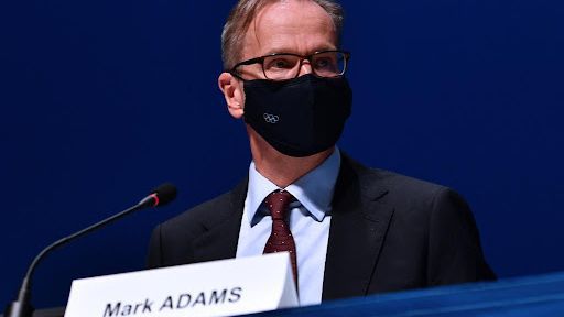 Няма облекчения за носенето на маски в Токио