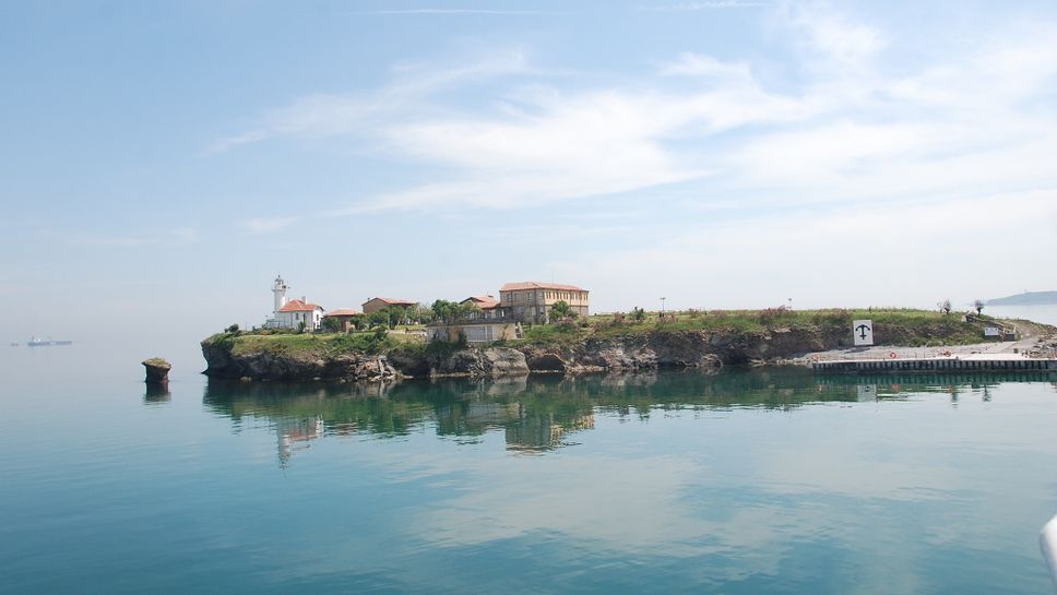 28 юли е новата дата за плувния маратон от остров Света Анастасия до Бургас