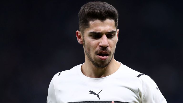 22 годишният израелец има 16 мача в украинското първенство през миналия