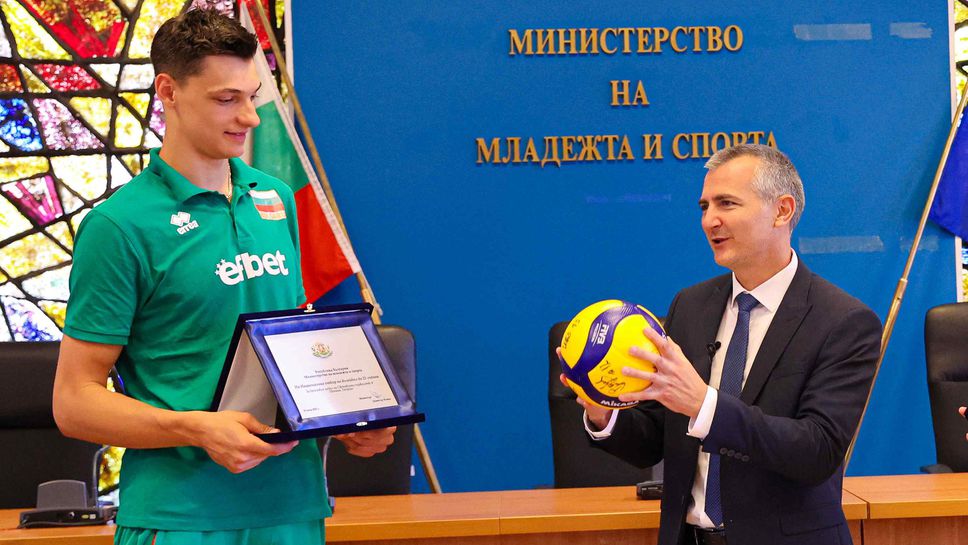 Алекс Николов след бронза: Много съм горд от отбора! Заслугата за успеха на този отбор е на всеки един