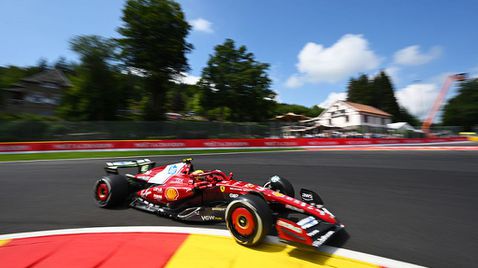  Хамилтън: Завъртях се, не съм удовлетворен от колата 