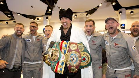  WBC утвърди значим детайл за мача сред Усик и Верхувен 