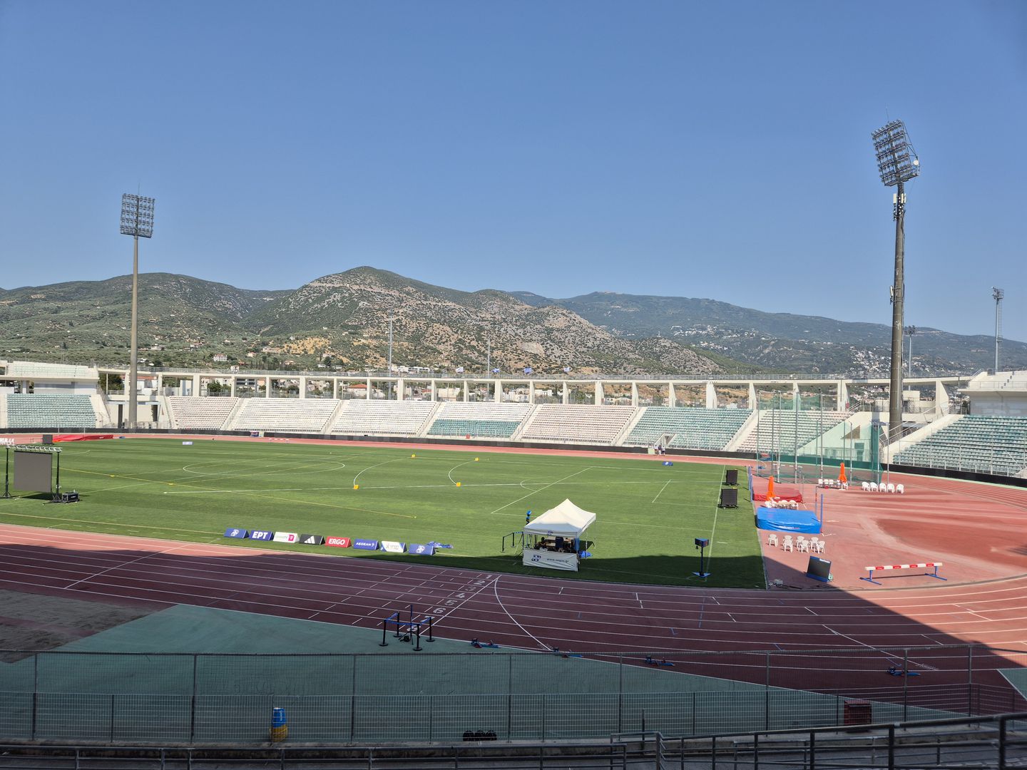 20-хилядно бижу, използвано за Олимпиадата в Атина, приема Балканиадата по лека атлетика