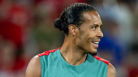 Ван Дайк разкри как е убедил Виртц и какво е посланието му към Екитике