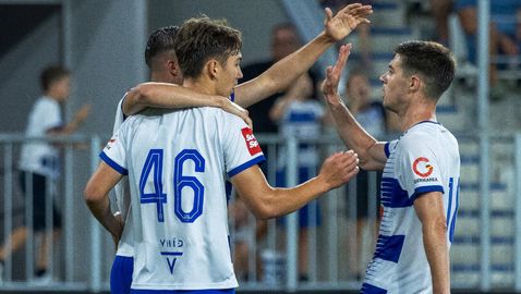 Шопов и Осиек се провалиха срещу Динамо (Загреб)