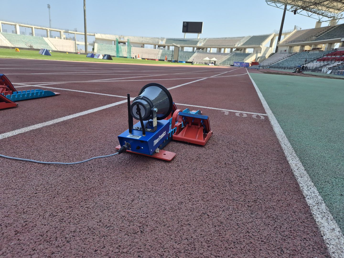 20-хилядно бижу, използвано за Олимпиадата в Атина, приема Балканиадата по лека атлетика