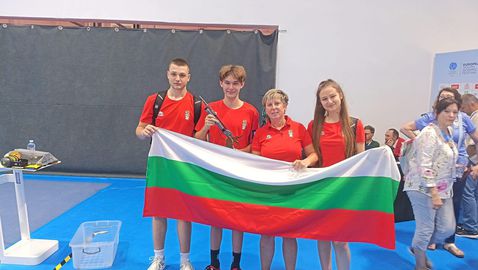 Илиев и Раденкова четвърти в микса на 10 метра пистолет в Скопие