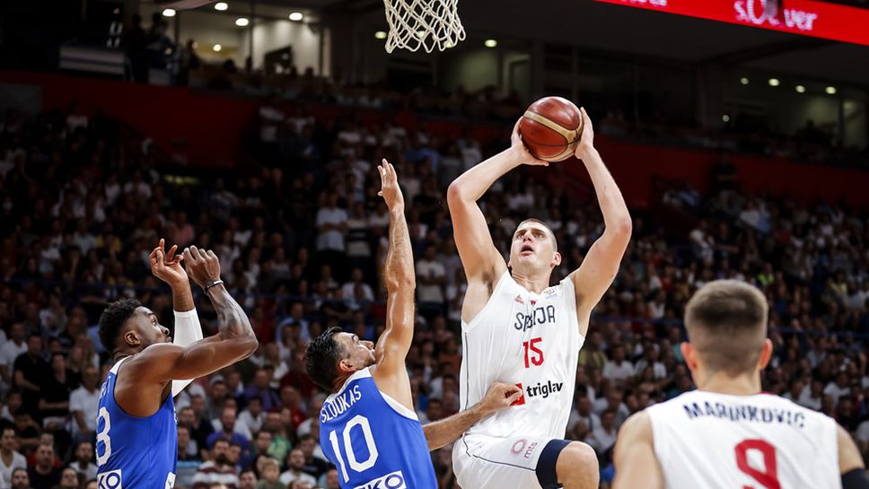 Сърбия повали Гърция в извънземен дуел между Йокич и Янис, свидна жертва за “плавите” преди ЕвроБаскет 2022