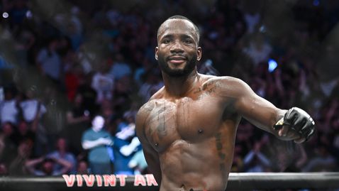 Битката Едуардс-Ковингтън бе обявена официално