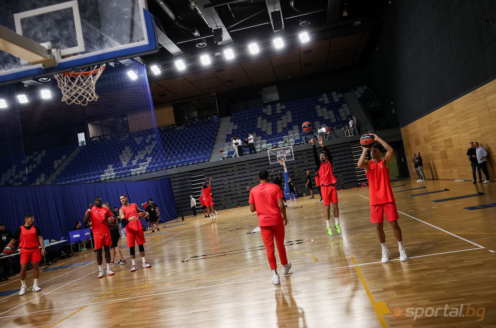 Тренировка на Апоел Тел Авив