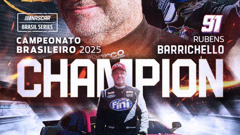  Рубенс Барикело завоюва купата в бразилския НАСКАР 