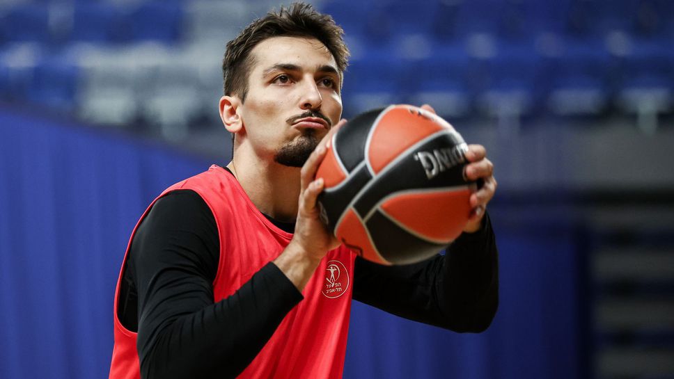 Вход свободен за първия мач на Борислав Младенов с Апоел Тел Авив