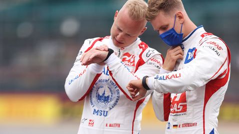 Шумахер и Мазепин остават в Хаас и през следващия сезон