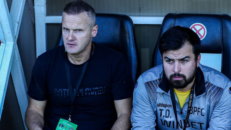 Треньор се завърна на работа в Ботев Пловдив Напусналият Тимур