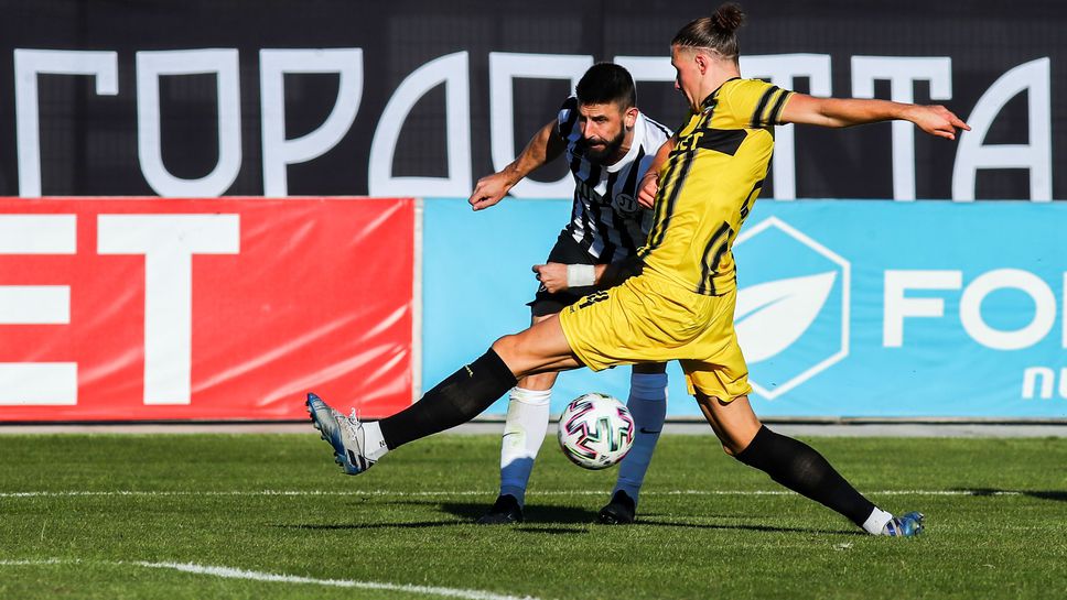 Илиев: Не мисля, че съдията повлия на мача