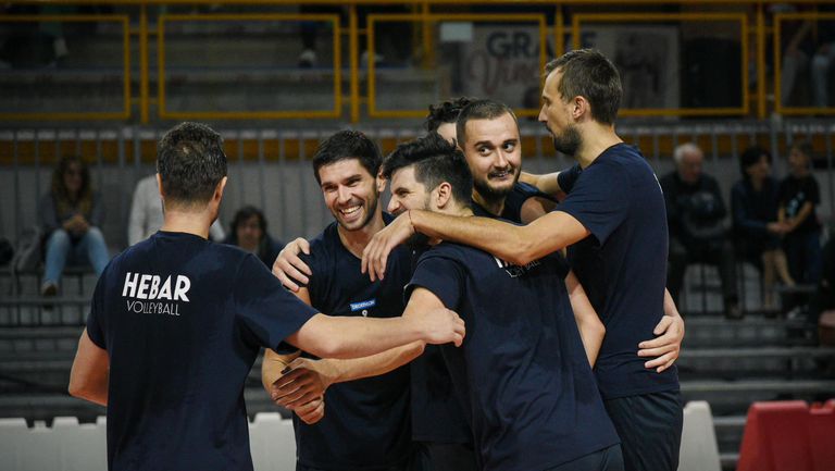Волейболните шампиони от Хебър Пазарджик загубиха и втория си мач