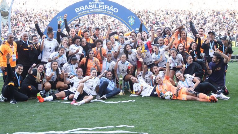 Финалът на бразилското първенство за жени постави рекорд за посещаемост в Южна Америка