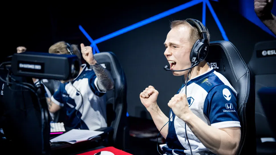 Официално: Джонатан "EliGE" Яблоновски се завърна в Liquid