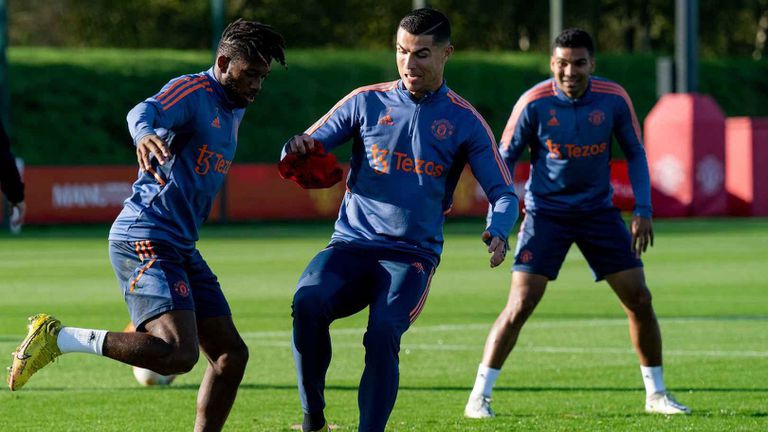 Кристиано Роналдо отново тренира с първия отбор на Манчестър Юнайтед