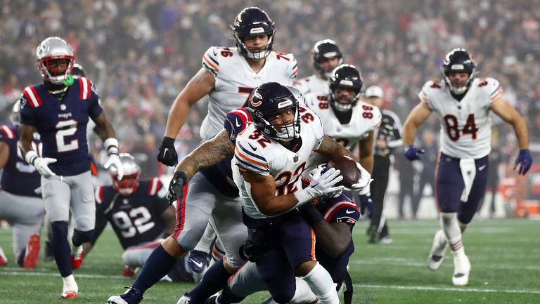 Чикаго Беърс спря Ню Инглънд Пейтриътс като стена 33 14