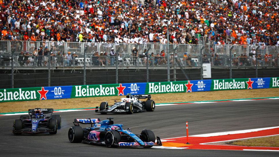 В каските на всички пилоти ще има камери