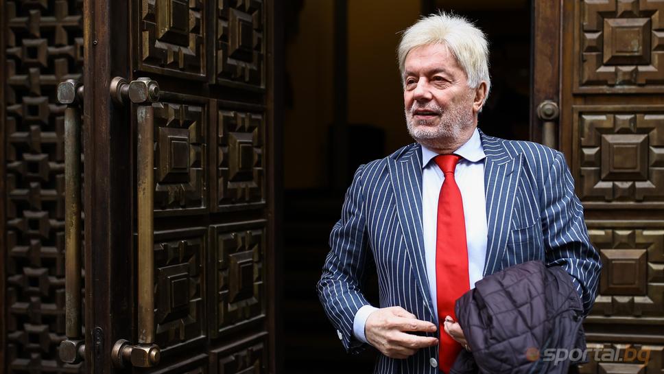 Вальо Михов за Пенев: Голям човек! Много мръсотии му направиха, а той сътвори чудо