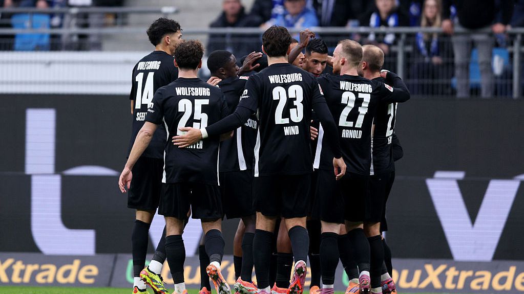 Пропуските провалиха Хамбургер срещу Волфсбург, "вълците" прекъснаха лошата серия