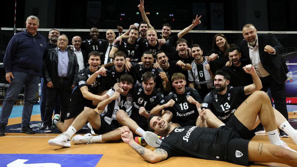 Отборът на ПАОК Солун в който играят бившите национал Николай