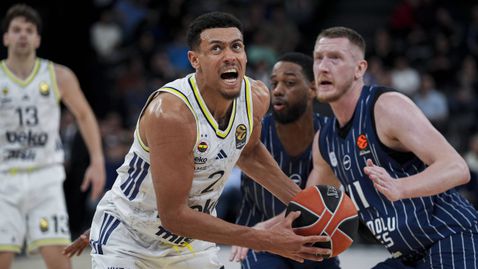 Звезда на Фенербахче си направи шега с Ръсел Уестбрук, после публично му се извини