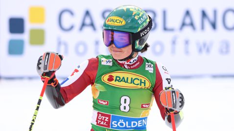 Австрийска радост на старта на сезона в Зьолден