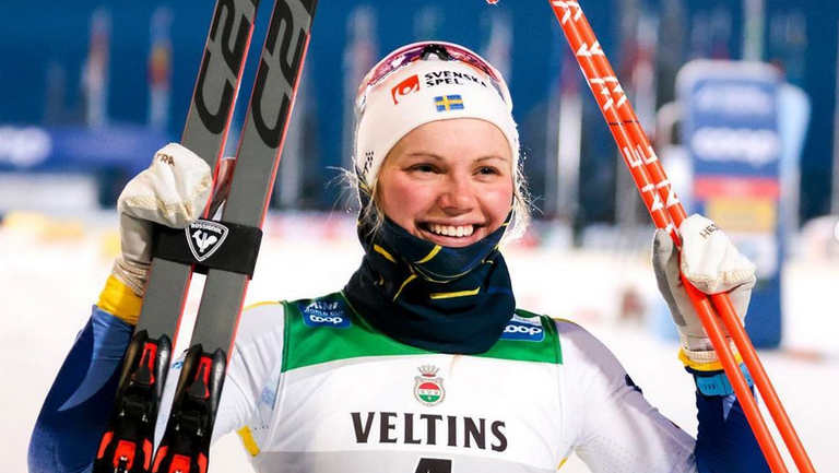 Шведката Емма Рибом спечели спринта класически стил в Рука Финландия