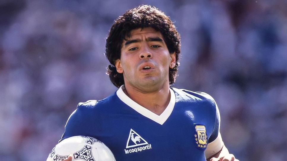 Световни шампиони от Мексико'86 отдадоха почит на Марадона в Катар