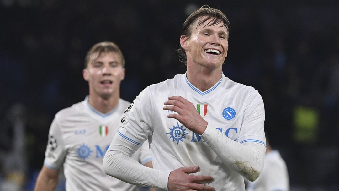 Мактоминей изведе Наполи до успех, Хойлунд пропусна дузпа