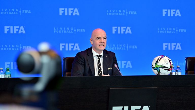  Президентът на ФИФА: В Европа има СП два пъти седмично 